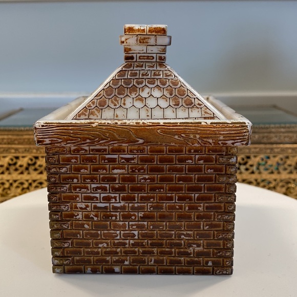 Antique Westmoreland Specialty Co. Milk Glass Schoolhouse Mustard Pot/Money Bank - Picture 8 of 17